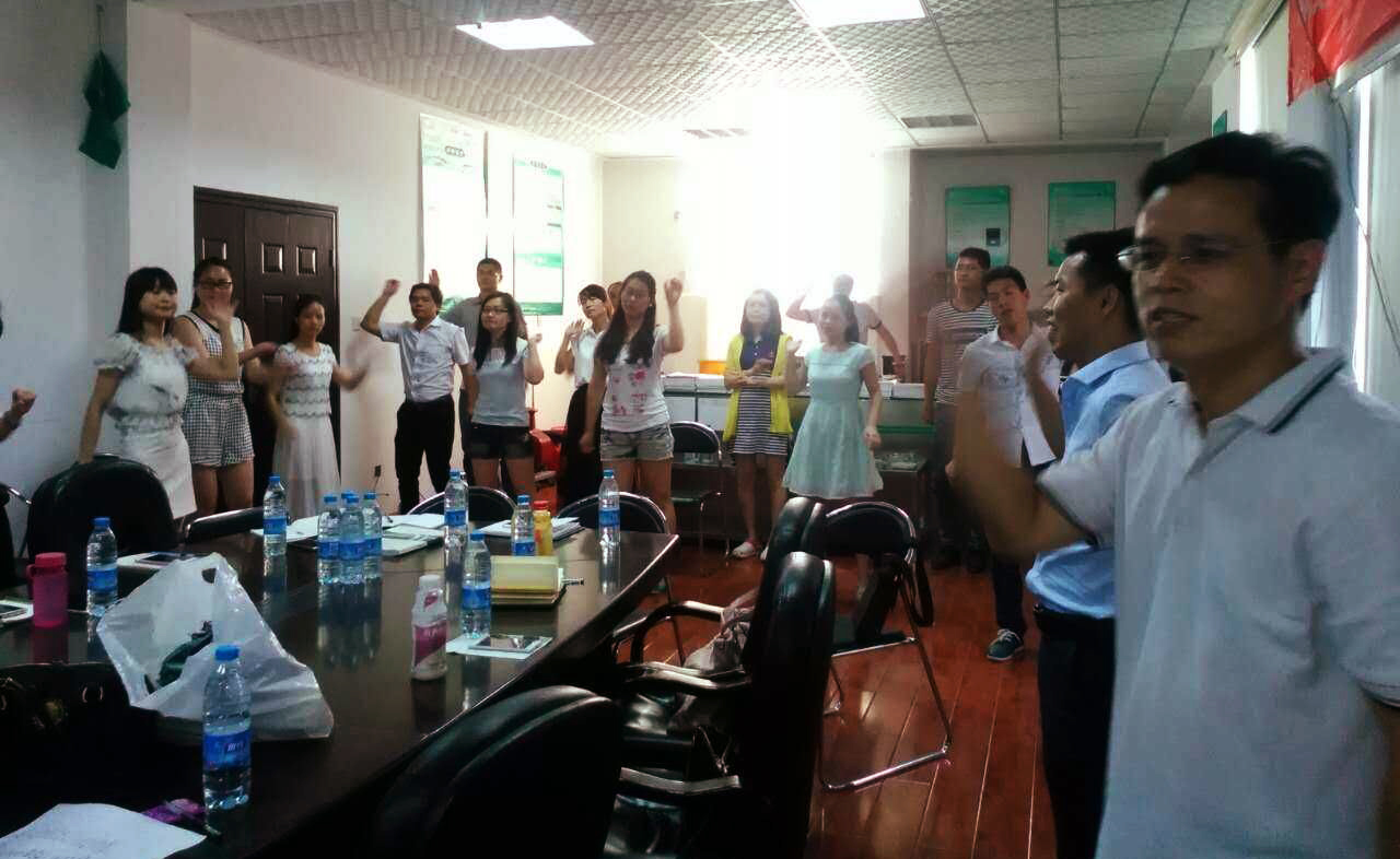 好色先生污版APP员工培训