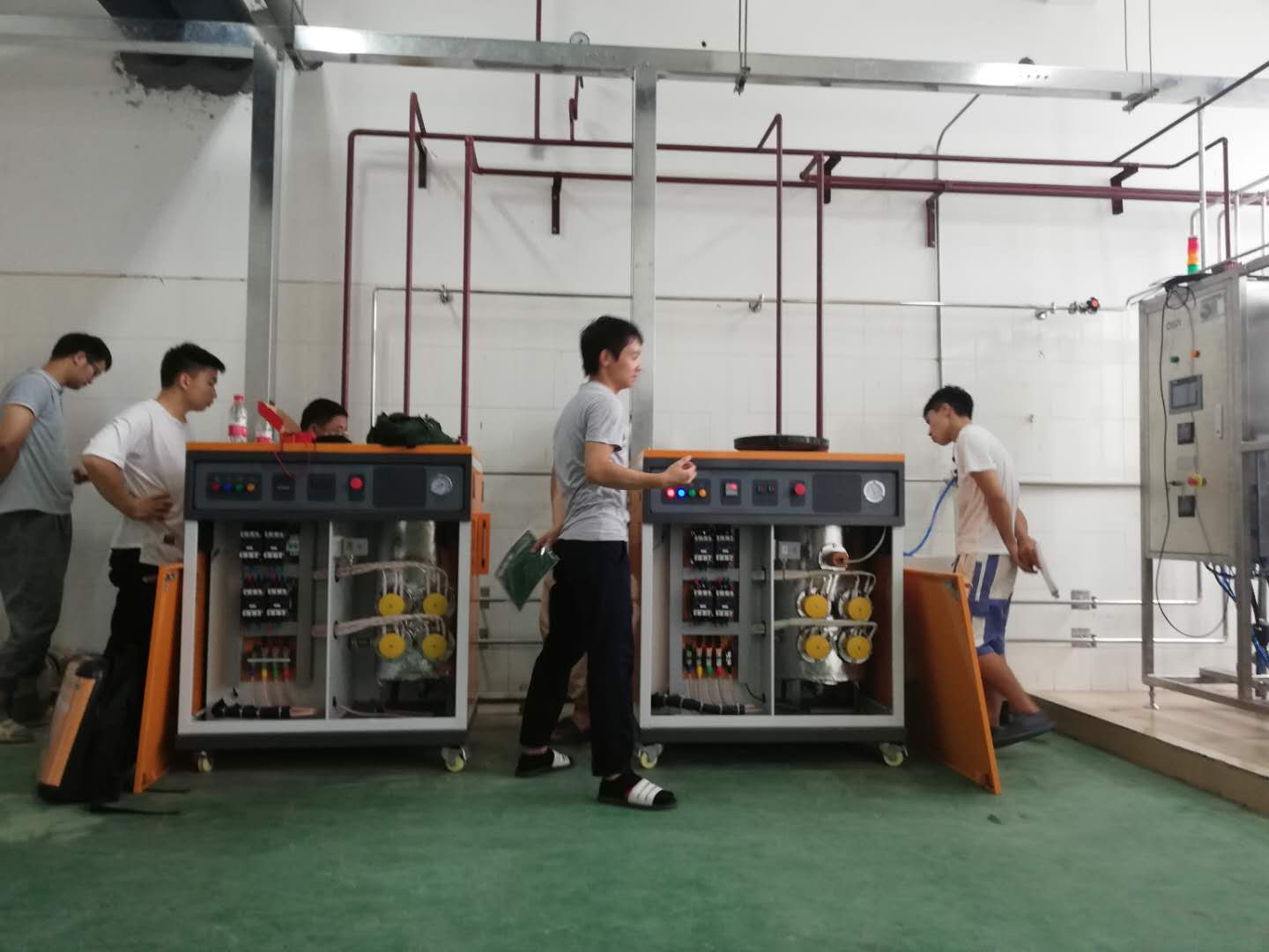 医药制药行业使用好色先生污版APP蒸汽发生器进行纯水处理设备管道消毒 医药制药行业使用好色先生污版APP蒸汽发生器进行纯水处理设备管道消毒