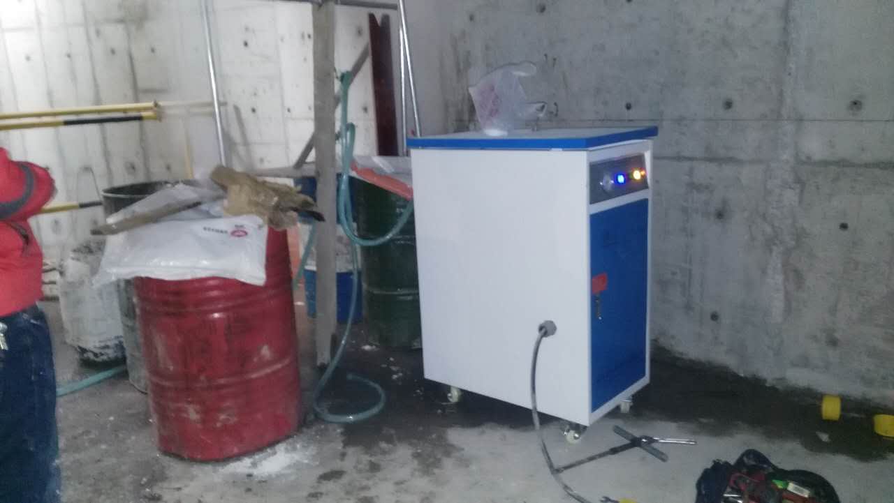 质量过硬，使用电蒸汽发生器使胶水更耐用