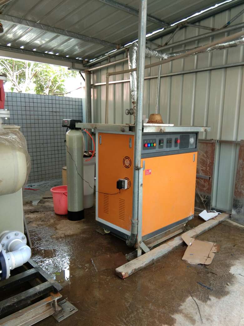 使用全自动蒸汽发生器控制发酵温度，为可降解餐具生产保驾护航