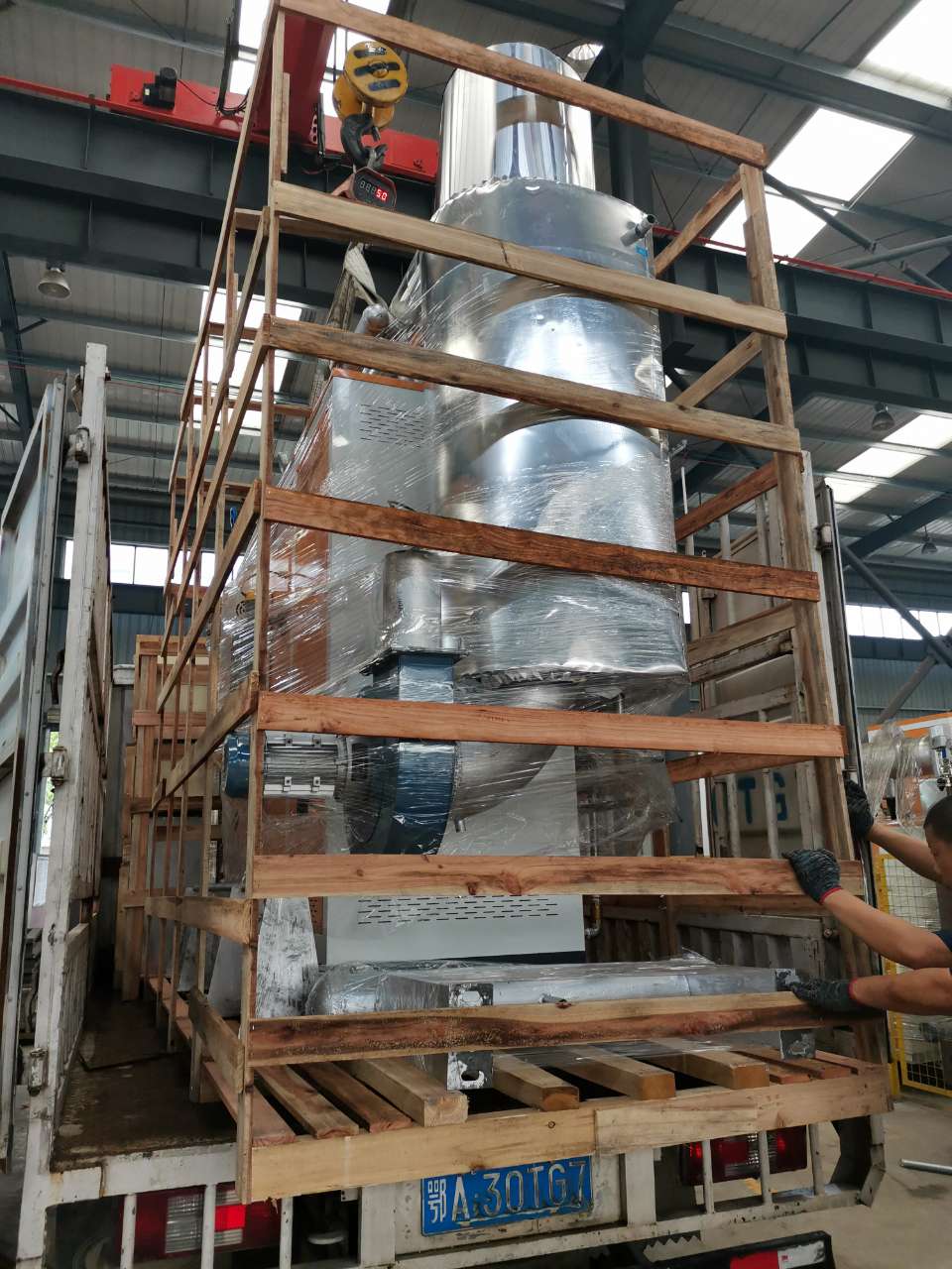 江苏酒店洗衣房91好色先生IOS下载打包好上车